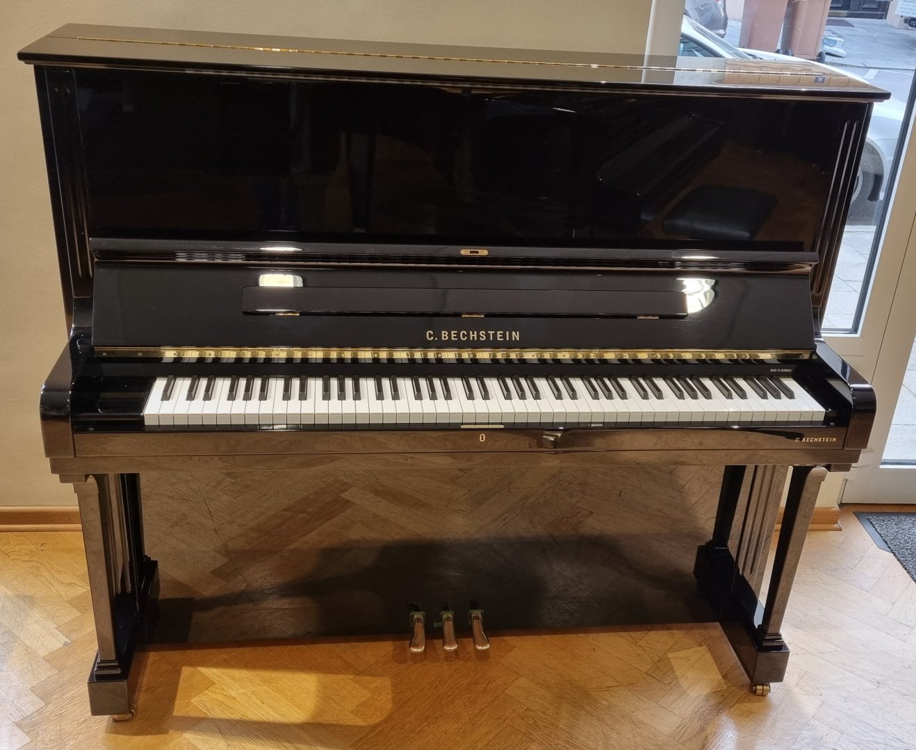 C. Bechstein Concert 8 von 2006 in Schwarz glänzend