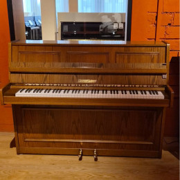 Grotrian-Steinweg 110 von 1975 in Schwarz glänzend