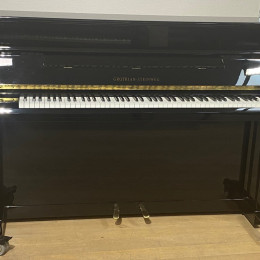 Grotrian-Steinweg 112 von 1997 in Schwarz glänzend