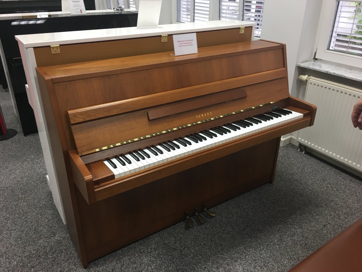 Yamaha M5J von 1975 in Nussbaum matt