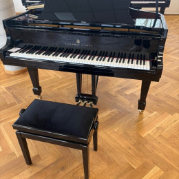 Steinway & Sons M 170 von 2020 in Schwarz glänzend