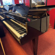 Grotrian-Steinweg 185 von 1973 in Schwarz glänzend