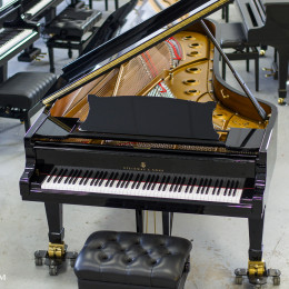 Steinway & Sons D-274 von 2004 in Schwarz glänzend