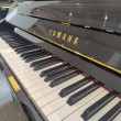 Yamaha U1 von 2023 in Schwarz glänzend