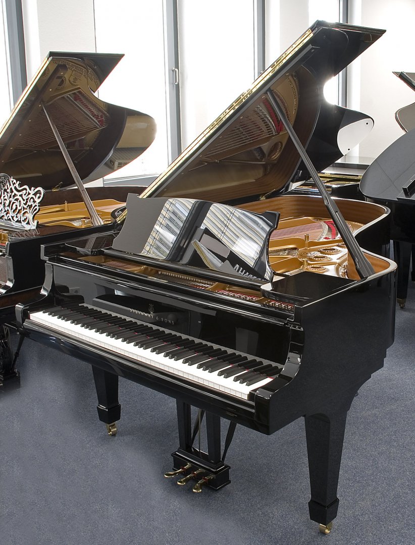 Steinway & Sons B-211 von 1920 in Schwarz glänzend