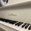 Schimmel 155 von 1962 in Weiß matt