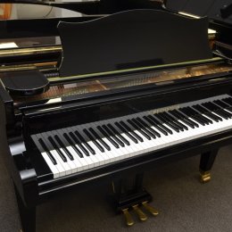 C. Bechstein 208 von 1996 in Schwarz glänzend